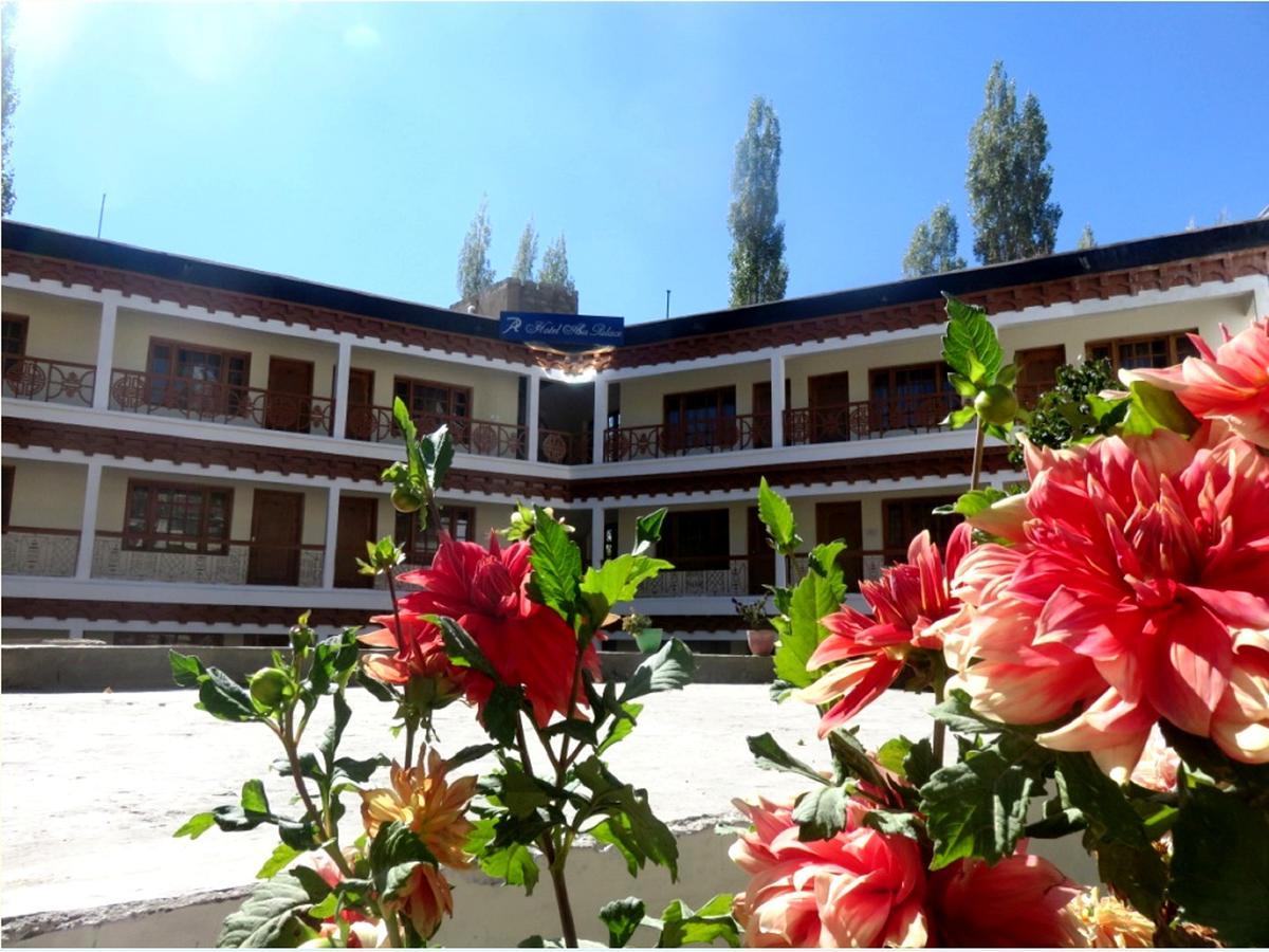 Hotel Abu Palace Leh Exterior photo