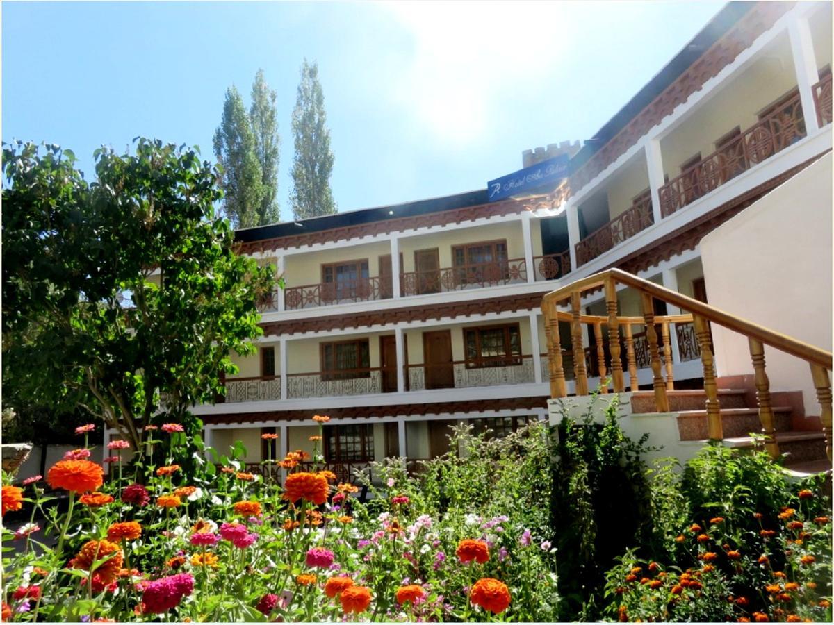 Hotel Abu Palace Leh Exterior photo